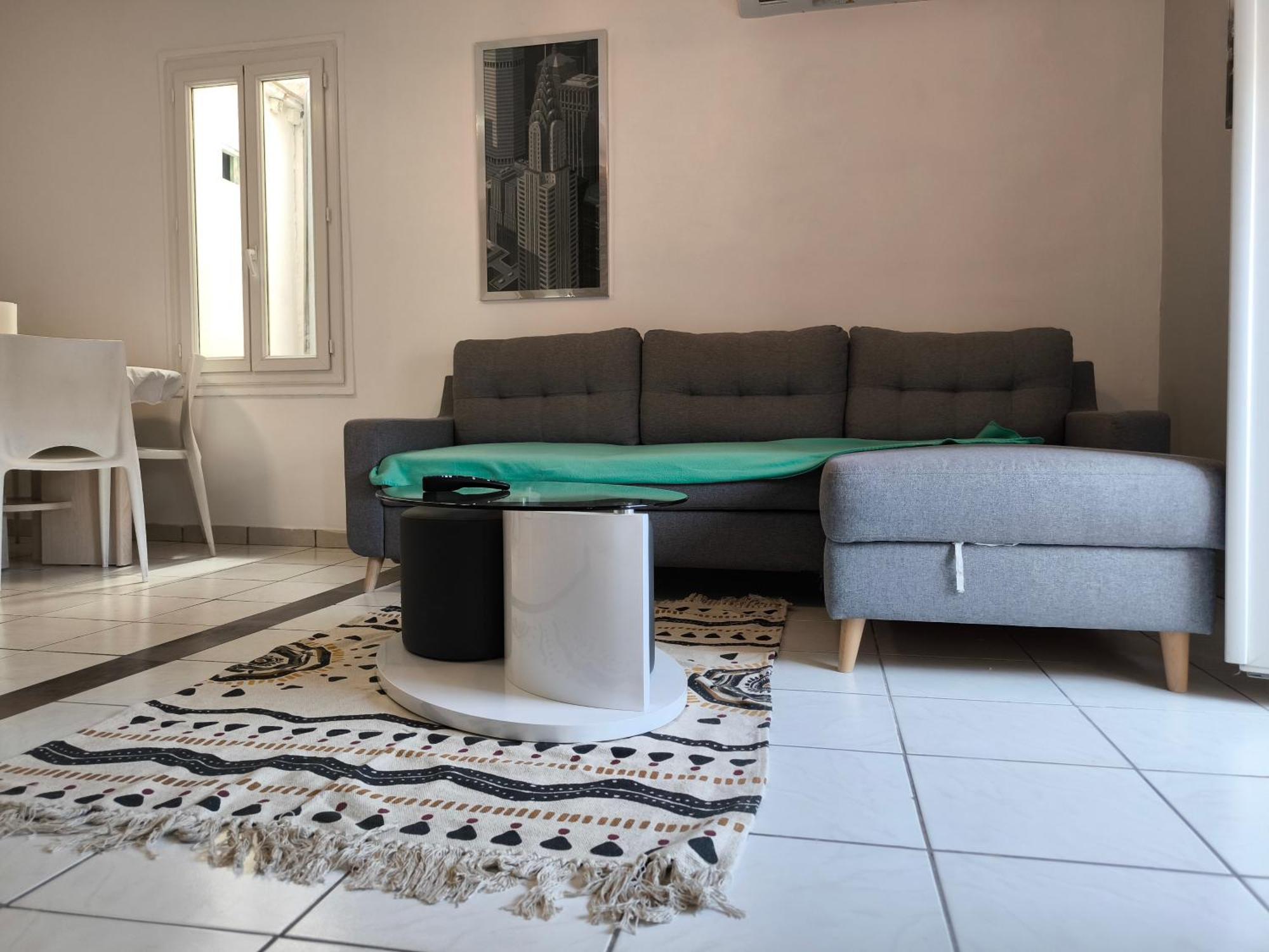 Appartement F1 200 Metre De La Gare à Perpignan Extérieur photo