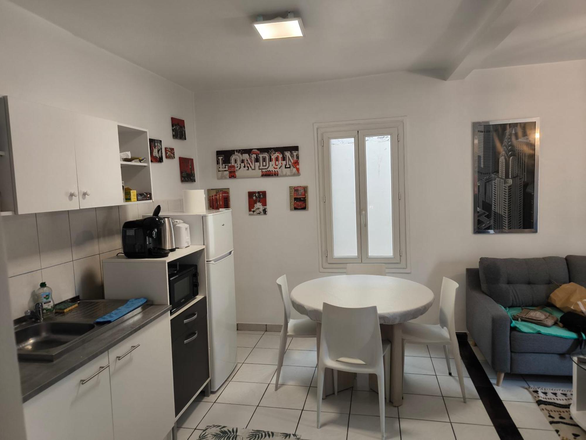Appartement F1 200 Metre De La Gare à Perpignan Extérieur photo